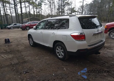 2013 Toyota Highlander Se V6 z USA, uszkodzony, nr VIN 5TDBK3EHXDS255048